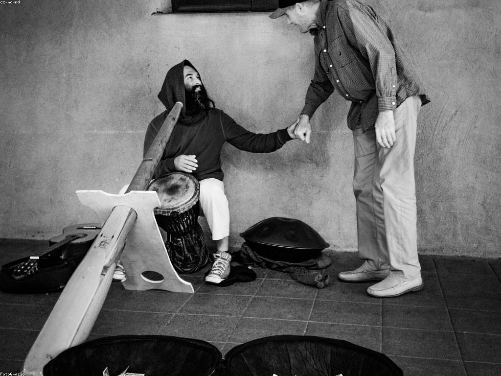 វិធីដូរប្រាក់យ៉ាងមានប្រសិទ្ធភាពសម្រាប់អ្នកធ្វើដំណើរ